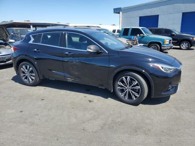 2018 Infiniti QX30 Base