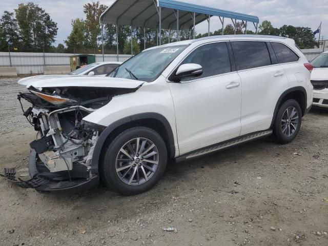 2018 Toyota Highlander SE