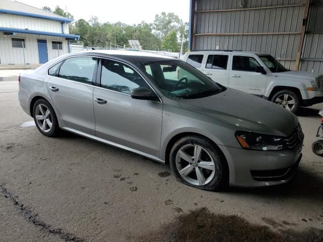 2014 Volkswagen Passat S