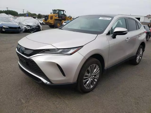 2023 Toyota Venza LE