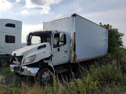 Salvage trucks for sale at Montreal Est, QC auction: 2008 Hino Hino 185