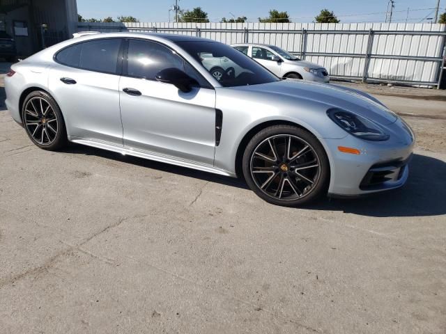 2018 Porsche Panamera 4S