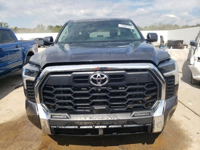 2022 Toyota Tundra Crewmax SR5