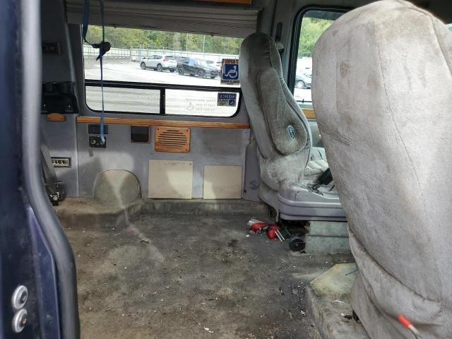 1997 Ford Econoline E150 Van