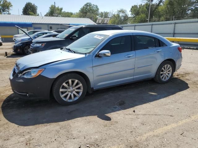 2013 Chrysler 200 Limited