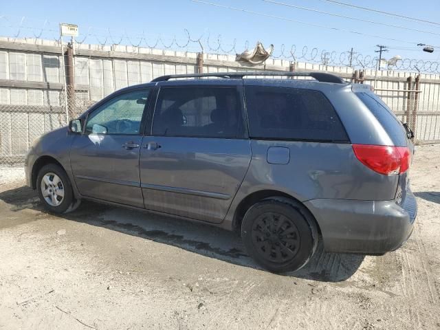 2006 Toyota Sienna CE