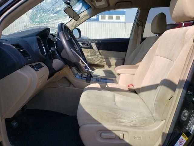 2013 Toyota Highlander Base