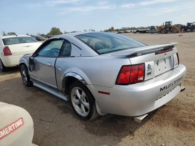 2004 Ford Mustang