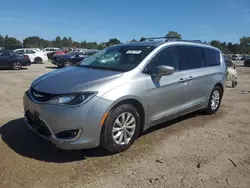 Salvage cars for sale at Elgin, IL auction: 2019 Chrysler Pacifica Touring L