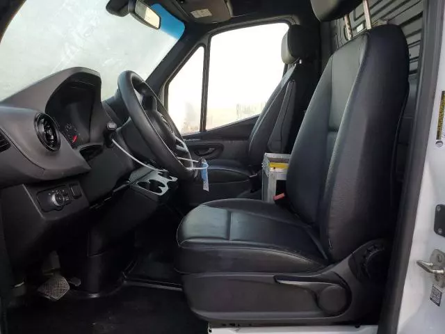 2022 Mercedes-Benz Sprinter 2500