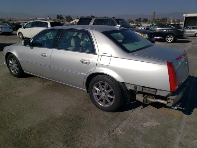 2011 Cadillac DTS Luxury Collection