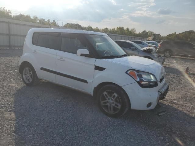 2011 KIA Soul +