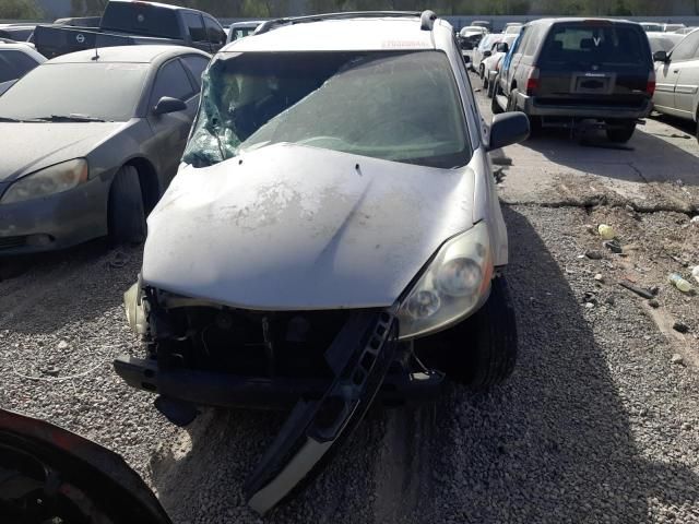 2006 Toyota Sienna CE