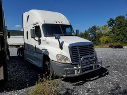 Salvage trucks for sale at Grantville, PA auction: 2018 Freightliner Cascadia 125