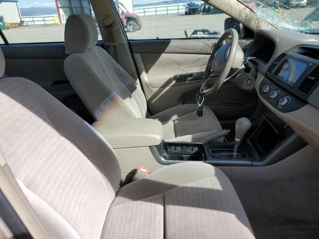 2005 Toyota Camry LE