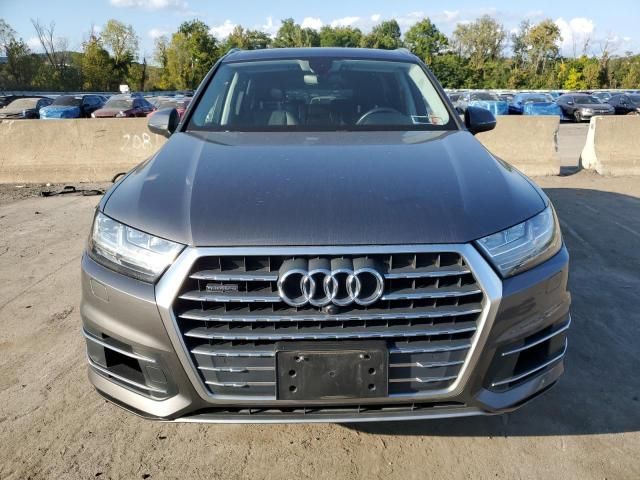 2018 Audi Q7 Premium Plus