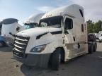 2019 Freightliner Cascadia 126