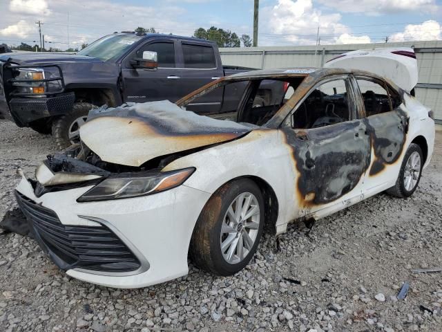 2022 Toyota Camry LE