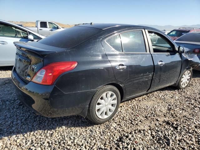 2013 Nissan Versa S