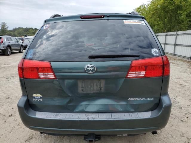 2005 Toyota Sienna XLE