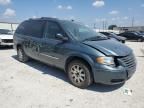 2005 Chrysler Town & Country Touring