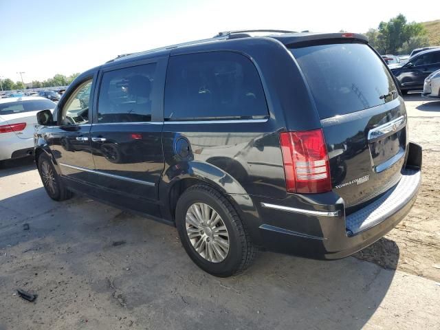 2010 Chrysler Town & Country Limited