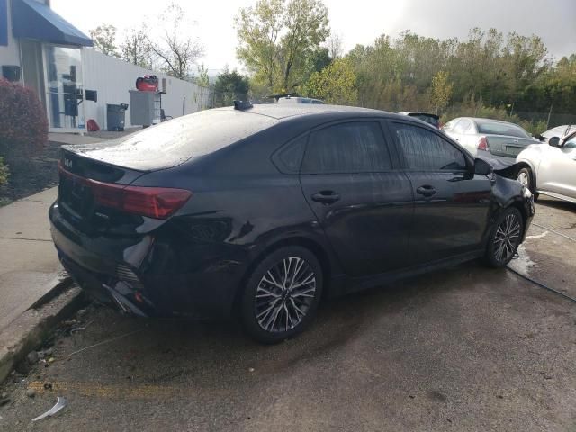 2022 KIA Forte GT Line