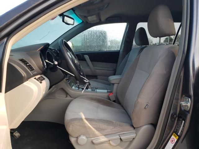 2013 Toyota Highlander Base