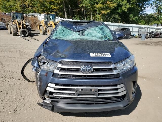 2018 Toyota Highlander SE