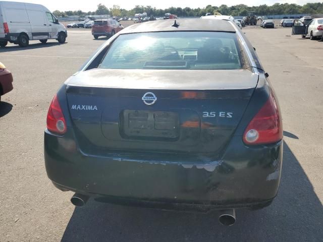 2004 Nissan Maxima SE