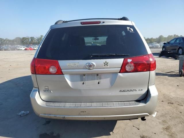 2009 Toyota Sienna CE