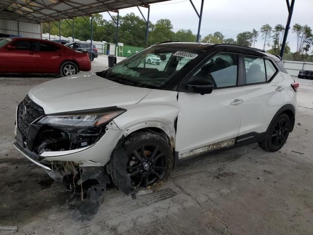 2021 Nissan Kicks SR