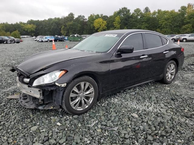 2012 Infiniti M56