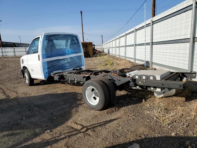 2023 Chevrolet Express G4500