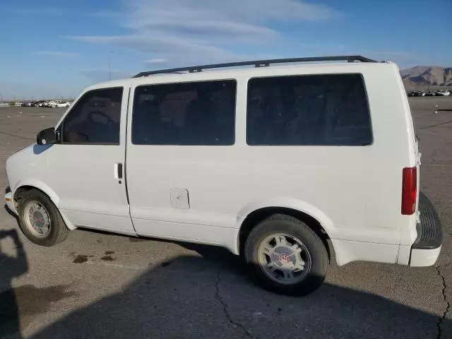 2003 GMC Safari XT