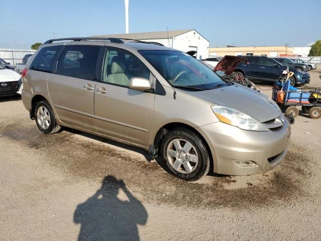 2008 Toyota Sienna CE