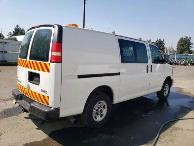 2010 GMC Savana G2500