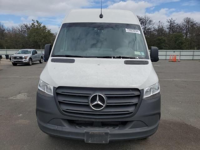 2022 Mercedes-Benz Sprinter 2500