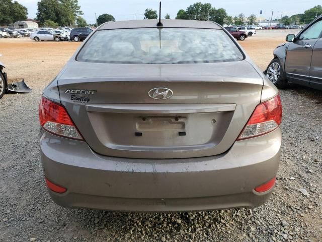 2013 Hyundai Accent GLS