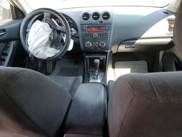 2010 Nissan Altima Base