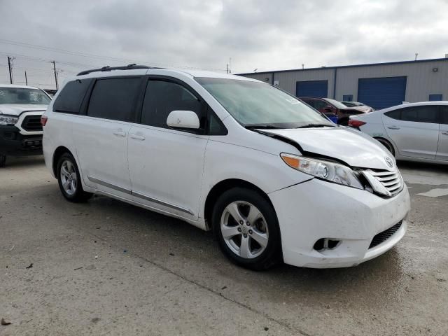 2015 Toyota Sienna LE