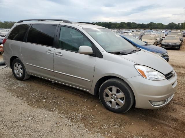 2005 Toyota Sienna XLE