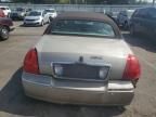 2004 Lincoln Town Car Executive