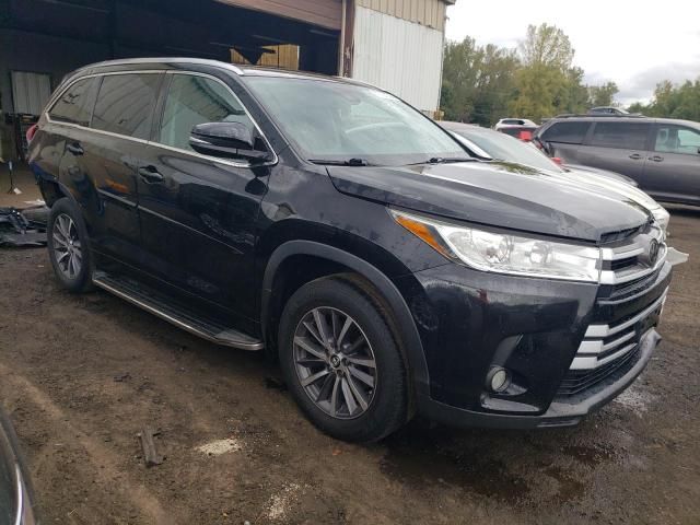 2018 Toyota Highlander SE