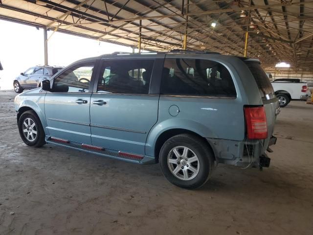 2010 Chrysler Town & Country Touring