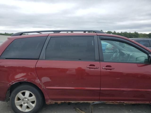 2006 Toyota Sienna CE