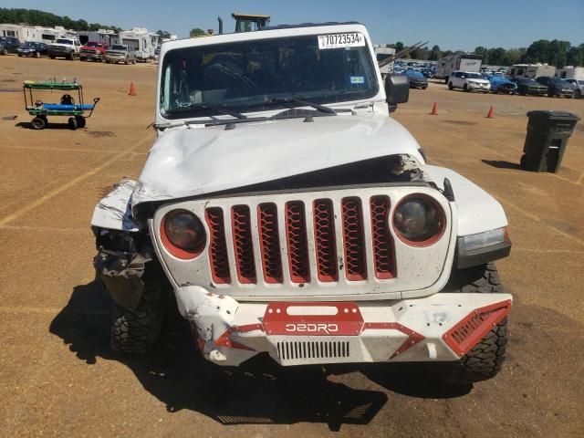 2022 Jeep Gladiator Sport