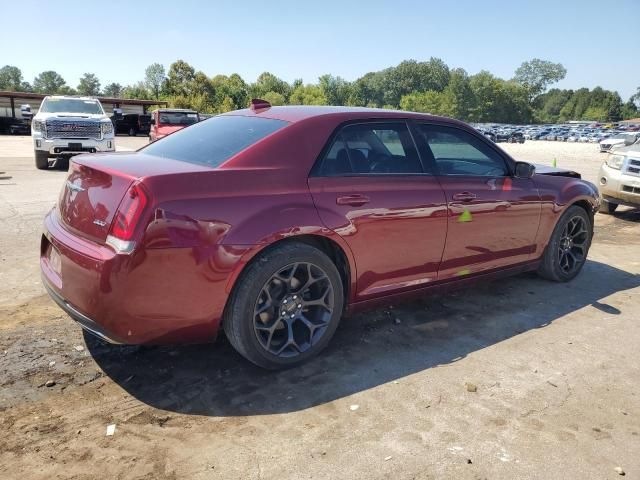 2019 Chrysler 300 Touring