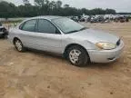 2006 Ford Taurus SE