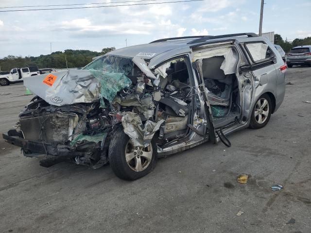 2012 Toyota Sienna LE